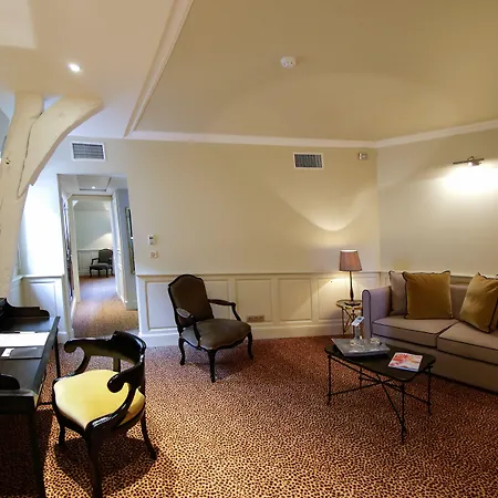 La Cour Berbisey - Teritoria 4*