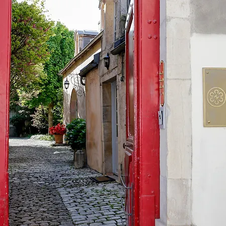 Guest house La Cour Berbisey - Teritoria 4*