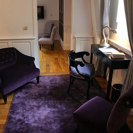 La Cour Berbisey - Teritoria 4* Dijon