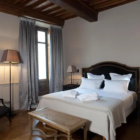 Guest house La Cour Berbisey - Teritoria 4*