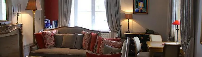 ゲストハウス La Cour Berbisey - Teritoria ディジョン